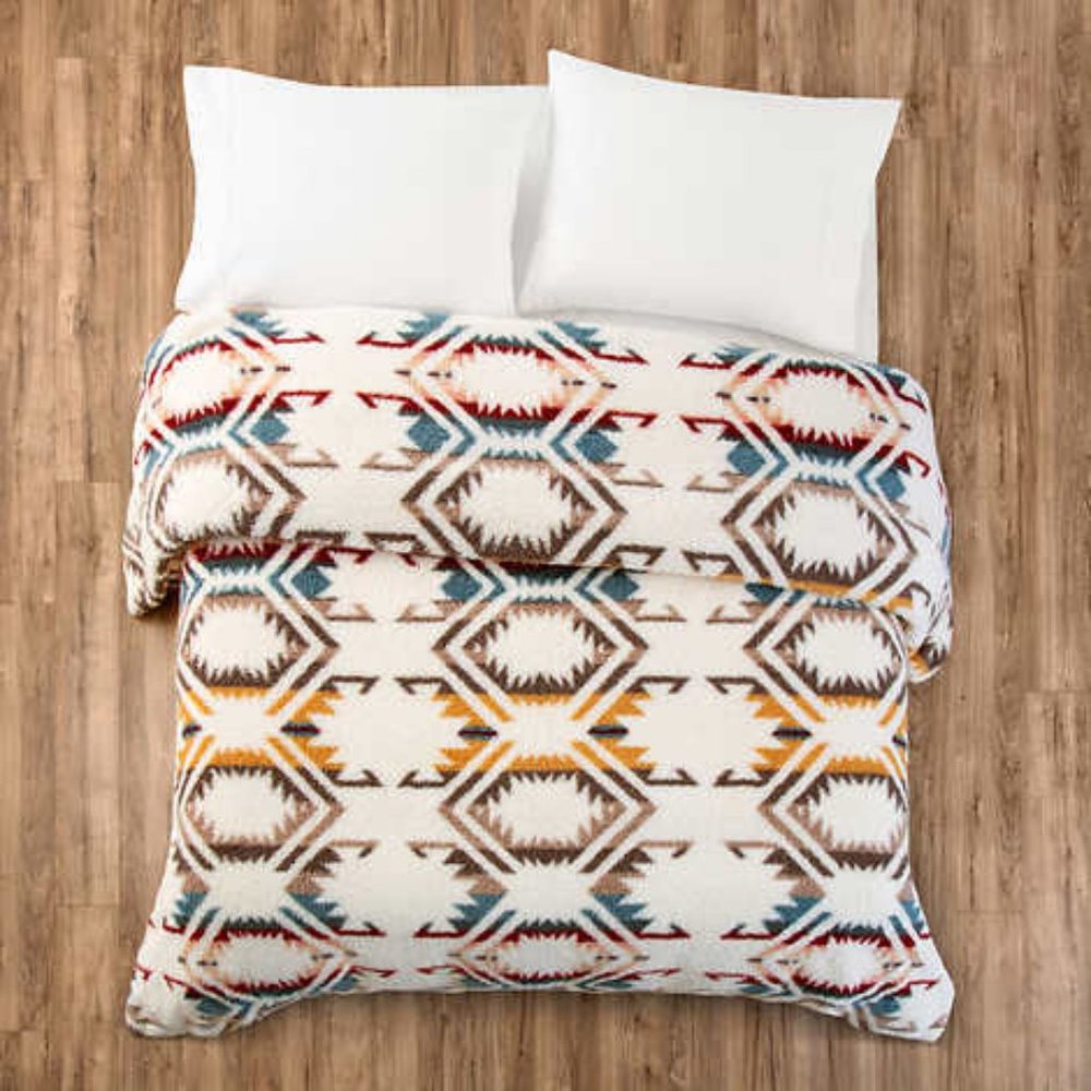 New White Pendleton Sherpa Fleece Blanket Size KING